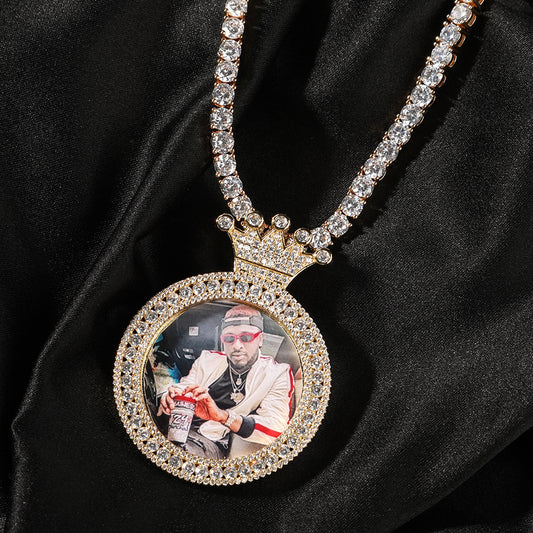 Gold Custom Photo Pendant - Royal Halo Frame
