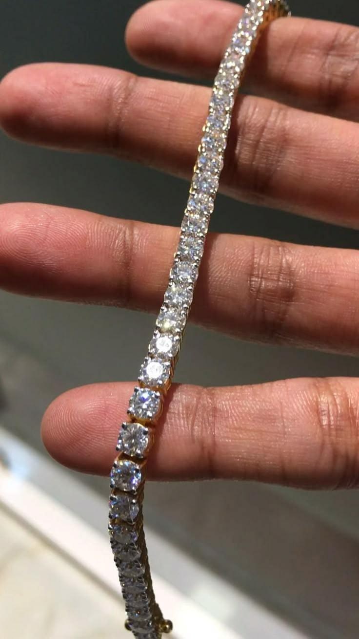 IceGrind customer wearing jewelry