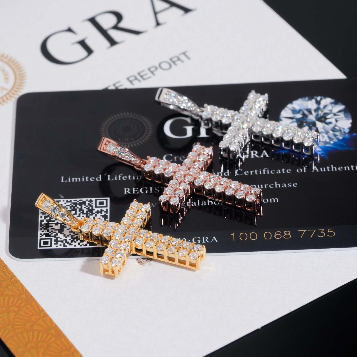 Moissanite Cross Pendant - Gold S925 VVS Round Stone