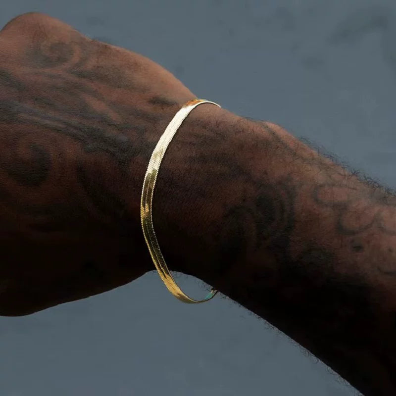 6MM Gold Herringbone Bracelet - Flat Chevron Links
