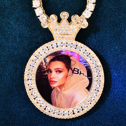 Gold Custom Photo Pendant - Royal Halo Frame