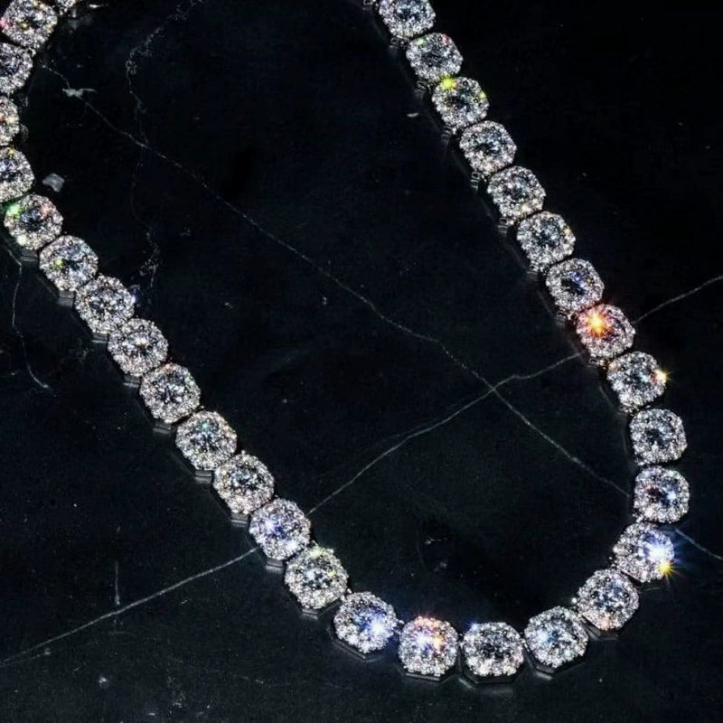 Curved tennis chain laid