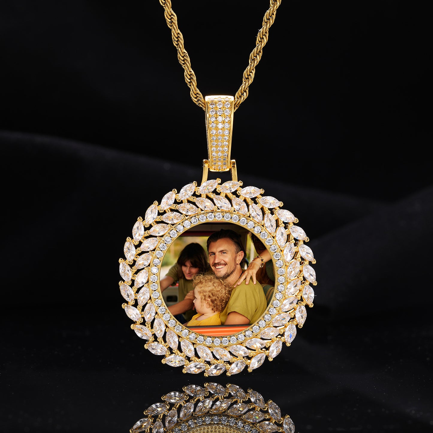Gold Picture Pendant - Iced Wheat Wreath