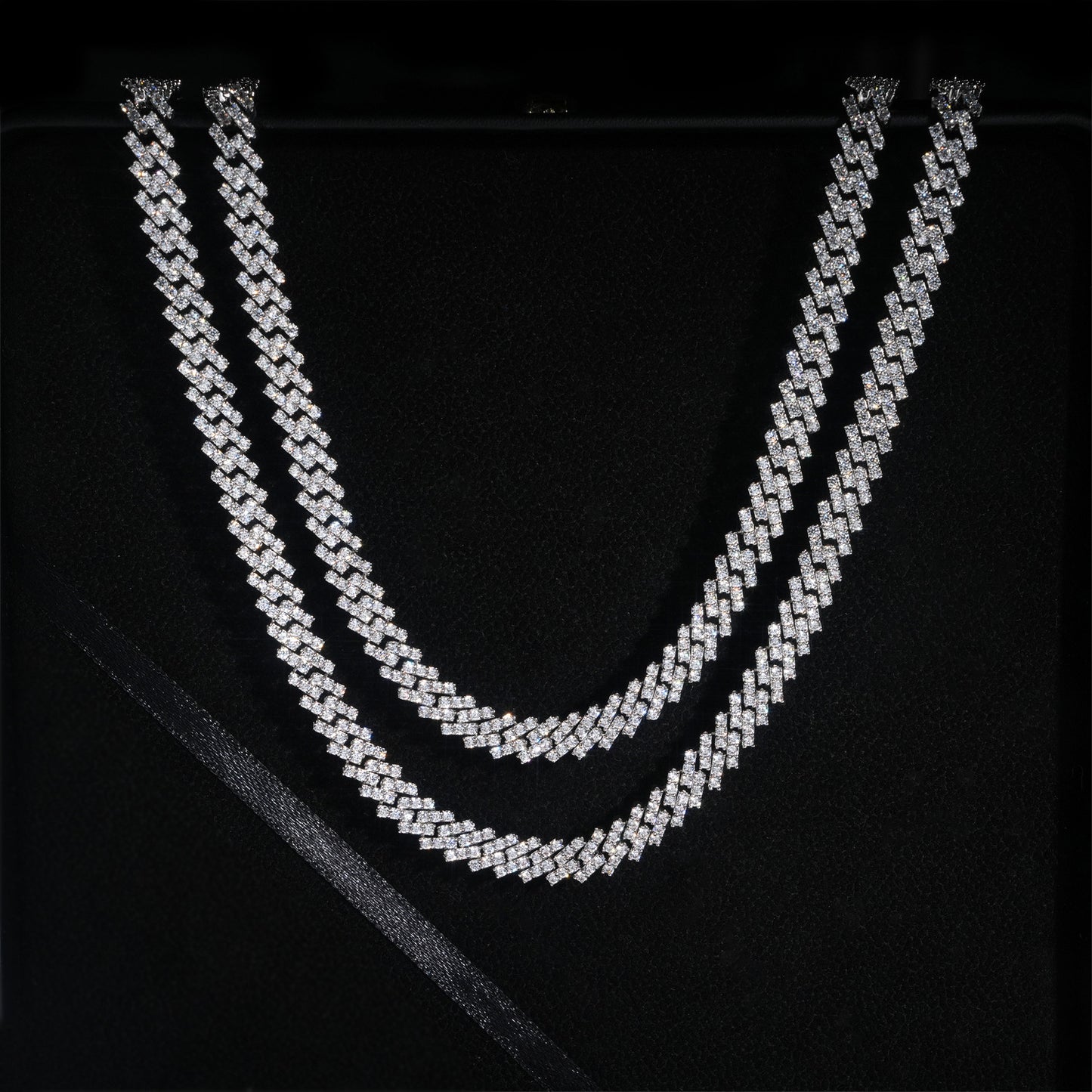 8MM Moissanite Cuban Link Chain - Single Row VVS S925 Silver