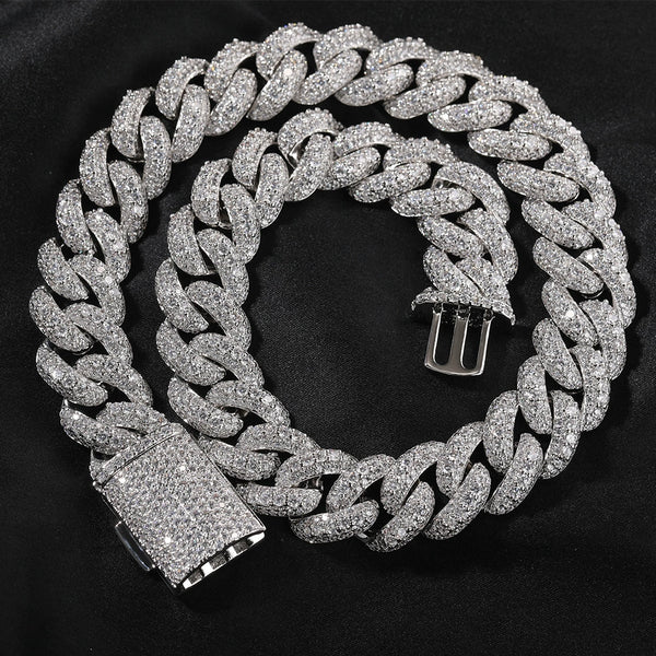 18MM White Gold Cuban Link Chain - Fully Iced